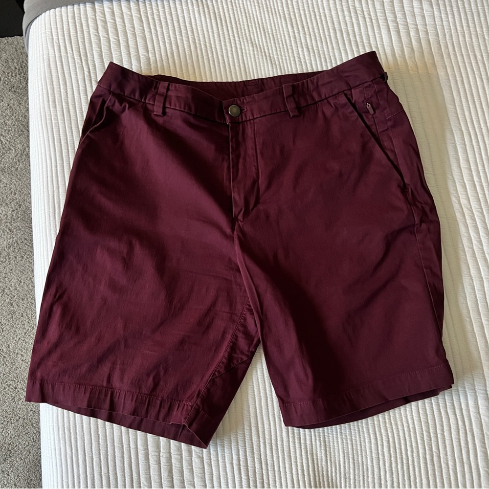 Lululemon shorts 32” waist 9” length maroon